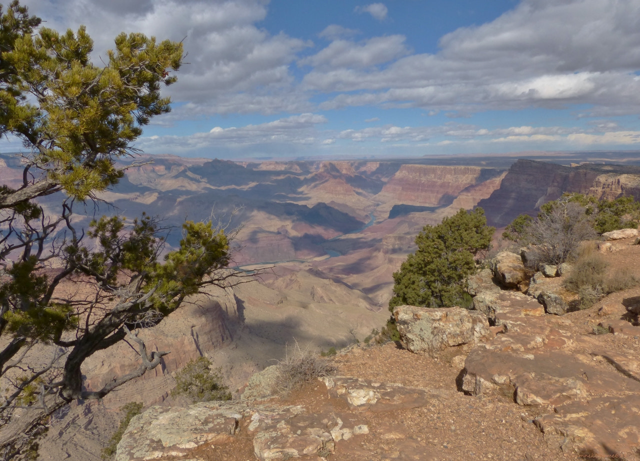 Panasonic Lumix DMC-FZ60 (Lumix DMC-FZ62) sample photo. Desert view grand canyon az photography