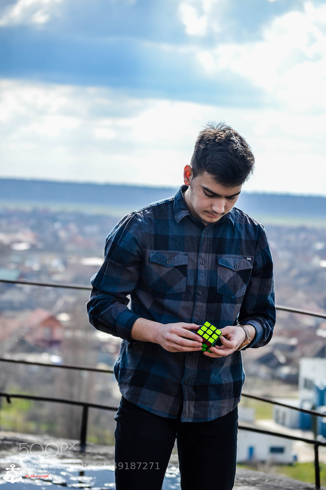 Nikon D3100 sample photo. Solving the cube on photography