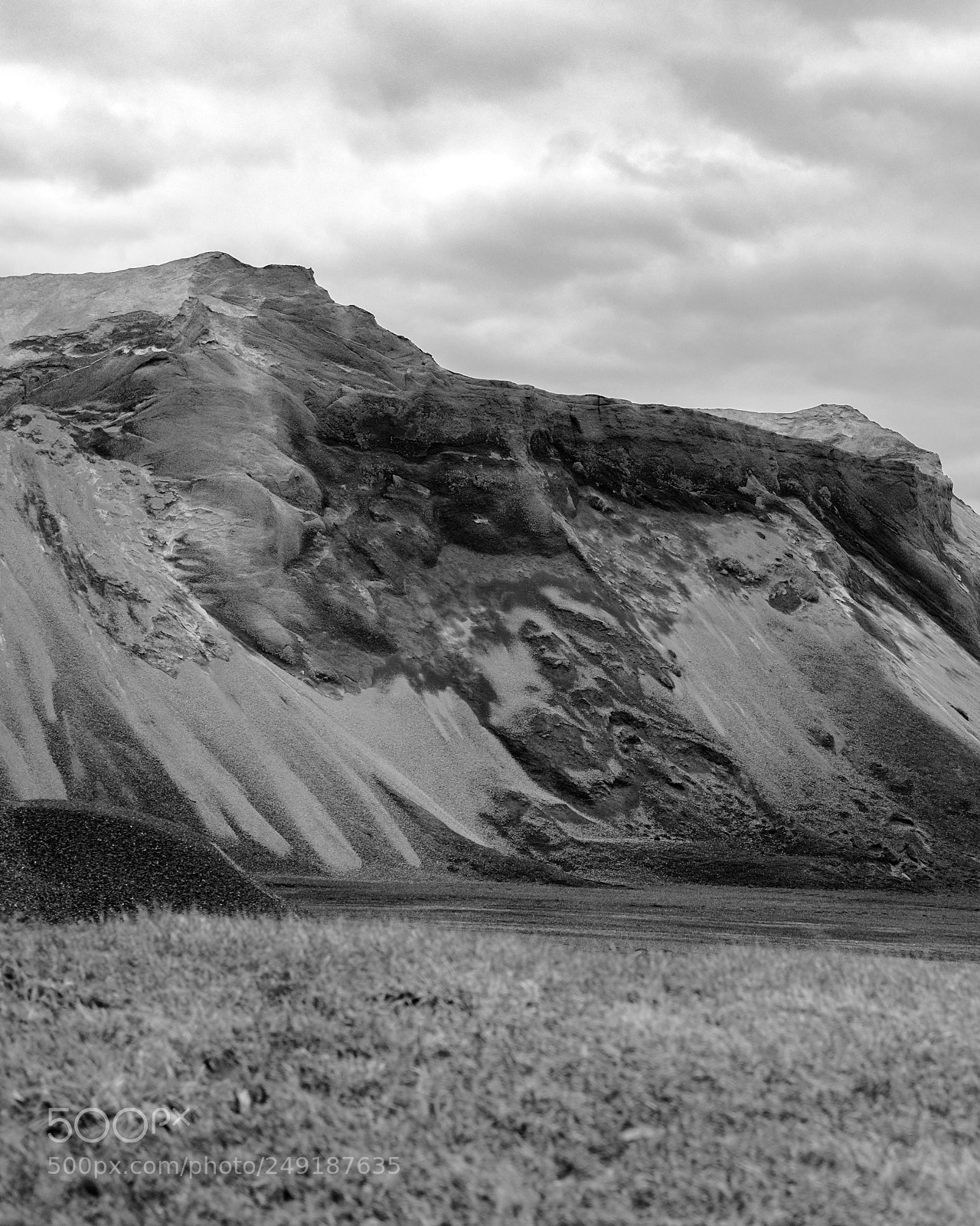 Fujifilm X-Pro2 sample photo. Gravel mountain photography