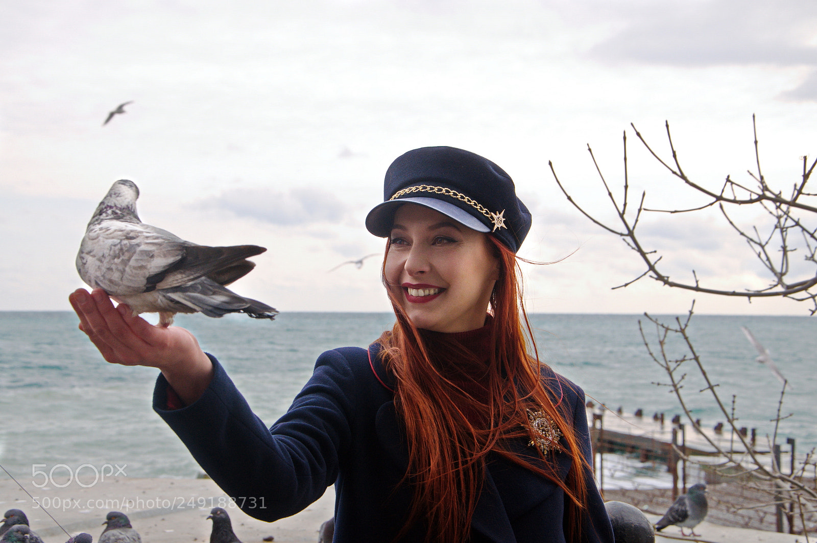 Nikon D90 sample photo. Алина и голуби photography