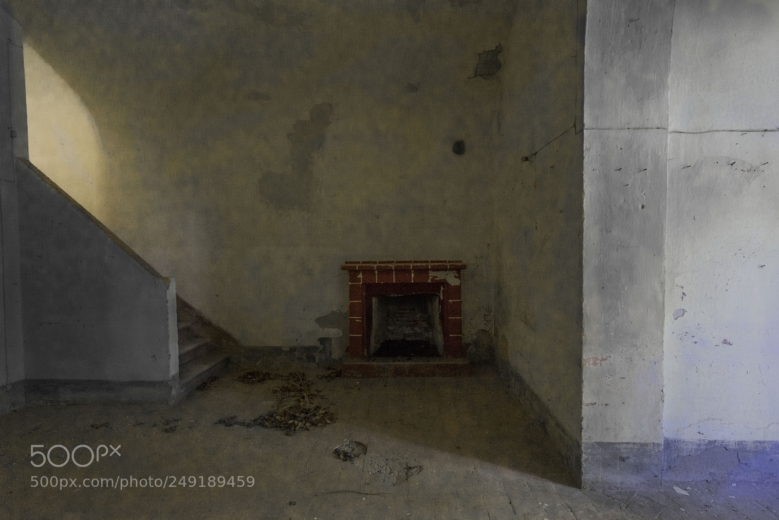 Sony a7 II sample photo. Vecchiano camino photography