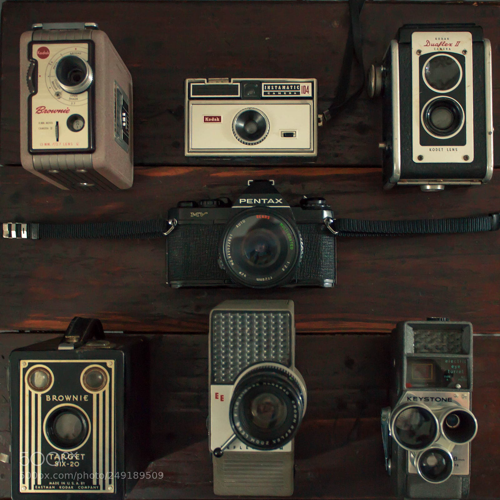 Canon EOS 600D (Rebel EOS T3i / EOS Kiss X5) sample photo. Classics photography