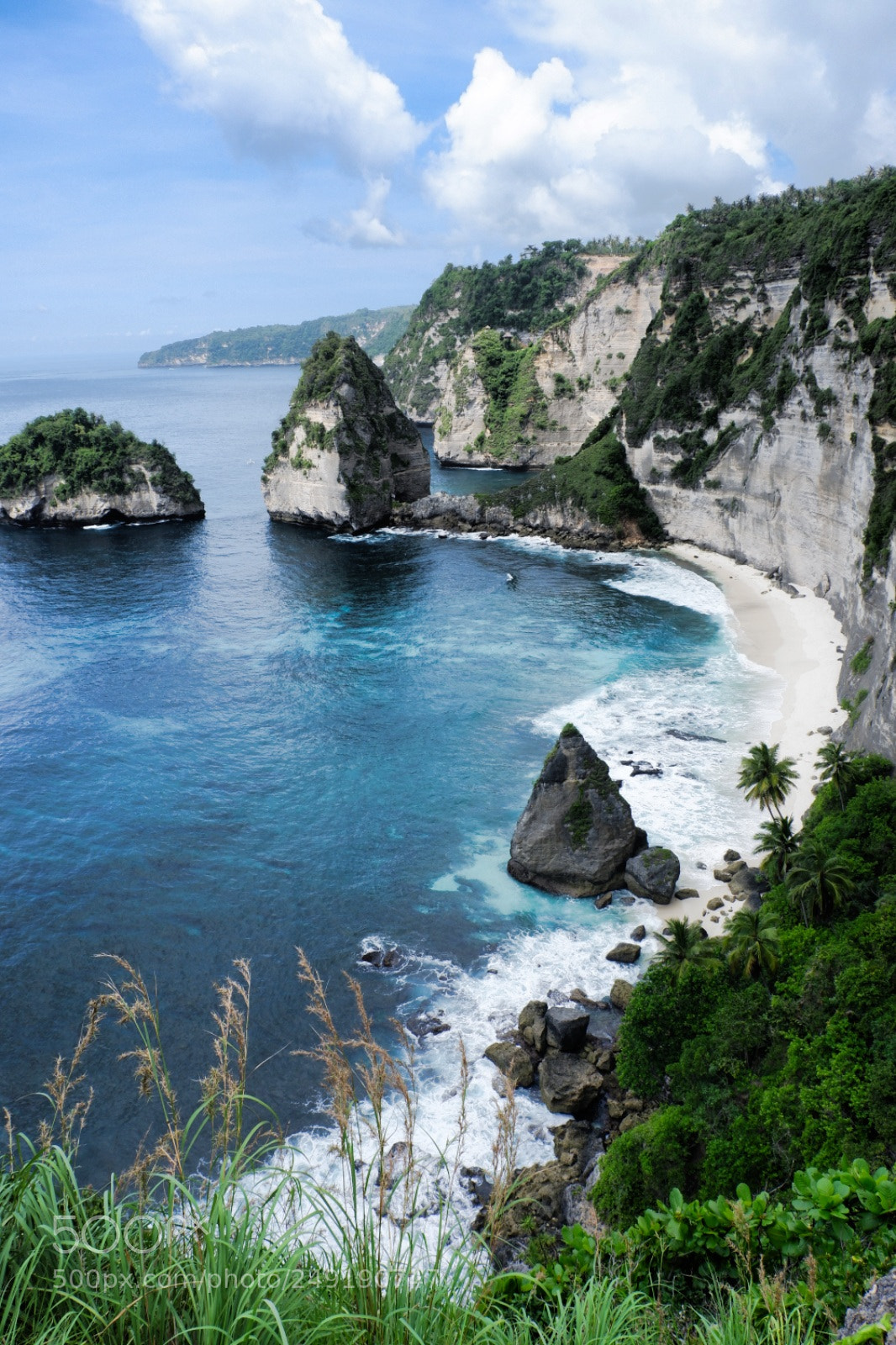 Fujifilm X-A3 sample photo. Atuh cliff, nusa penida photography