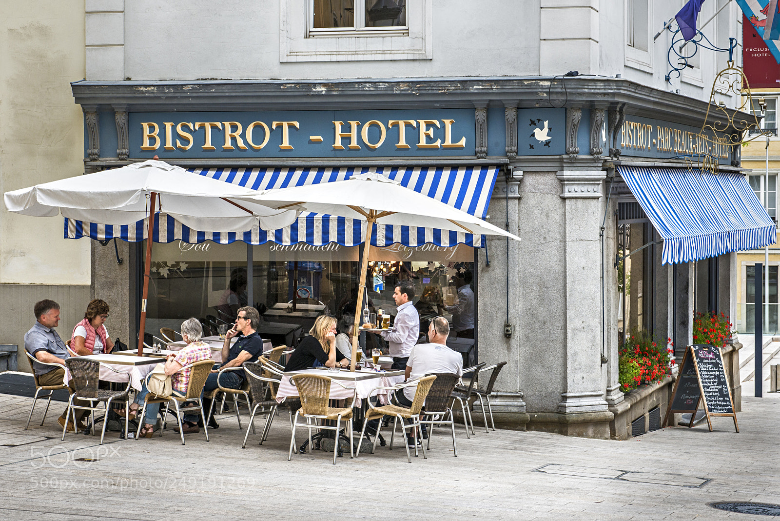 Nikon D800 sample photo. Luxembourg cafe photography