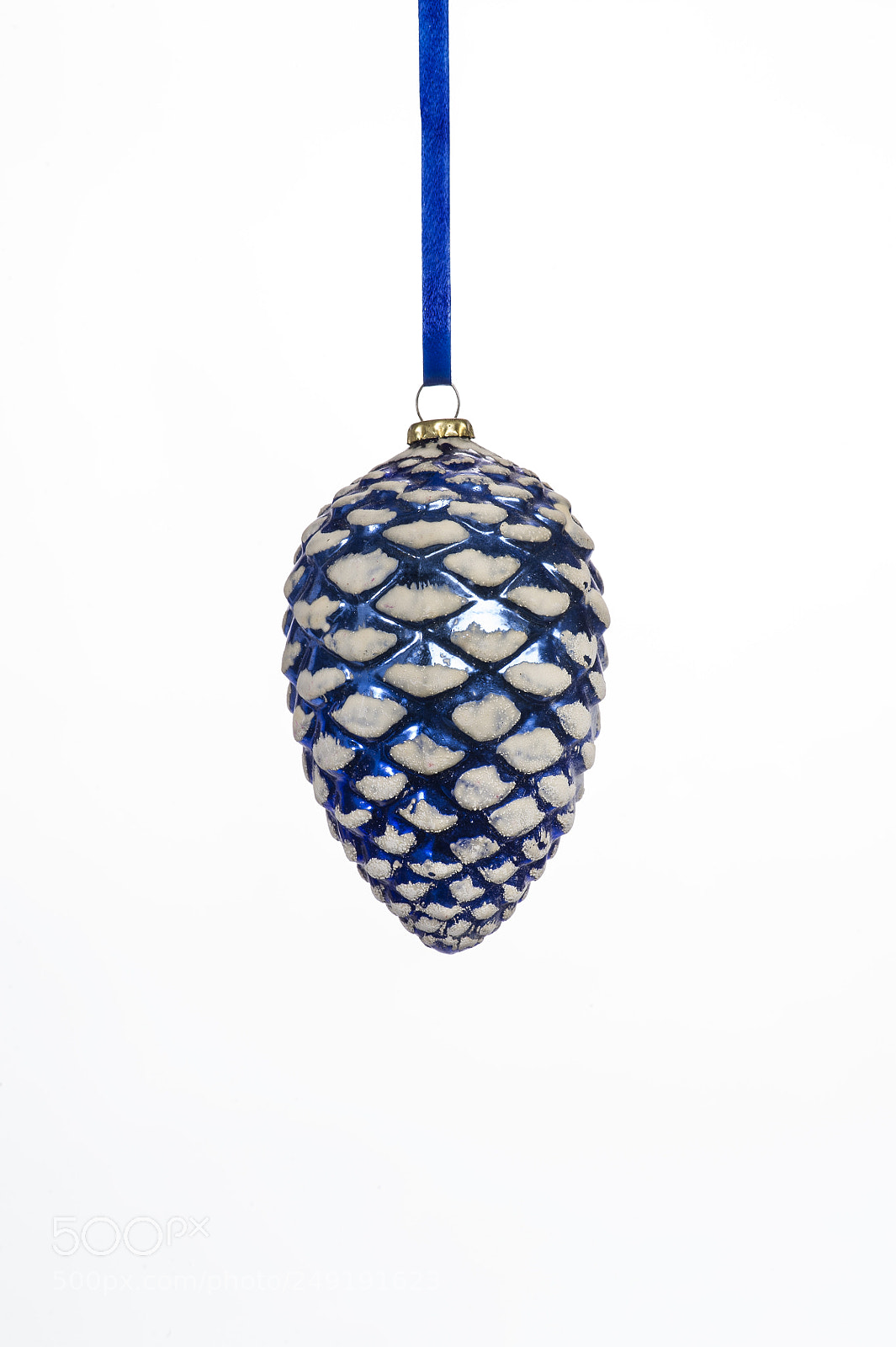 Nikon D3S sample photo. Vintage christmas ornament photography