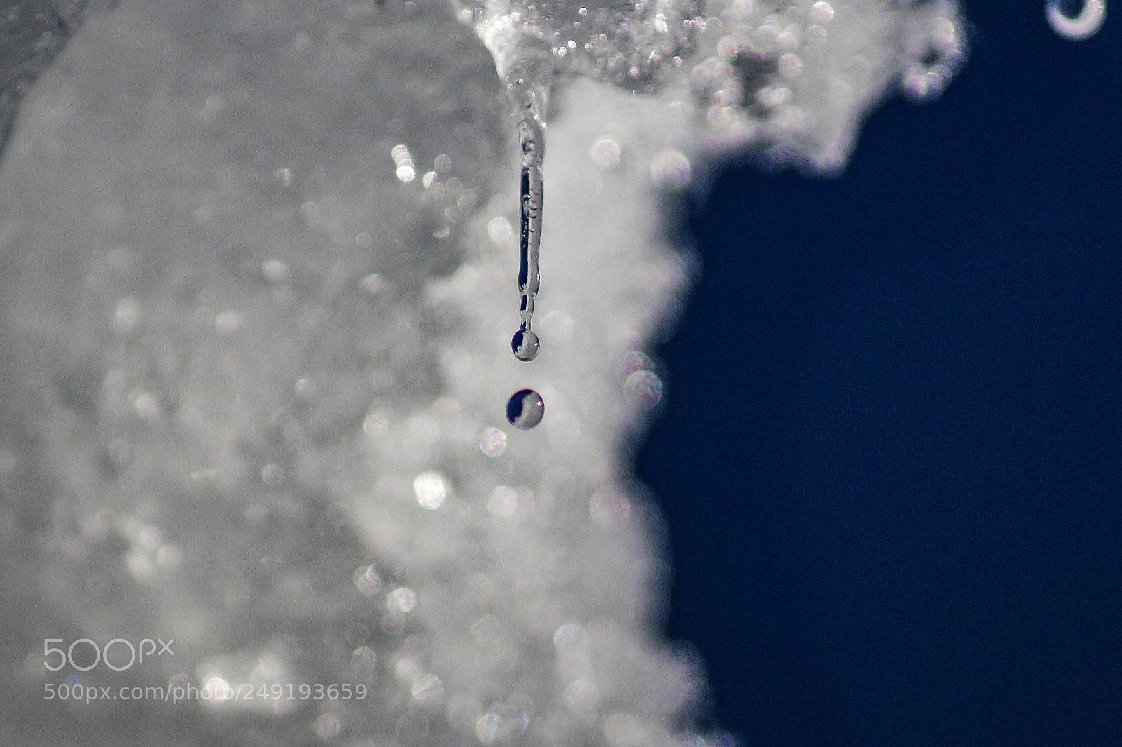 Sony SLT-A58 sample photo. Snow melting photography