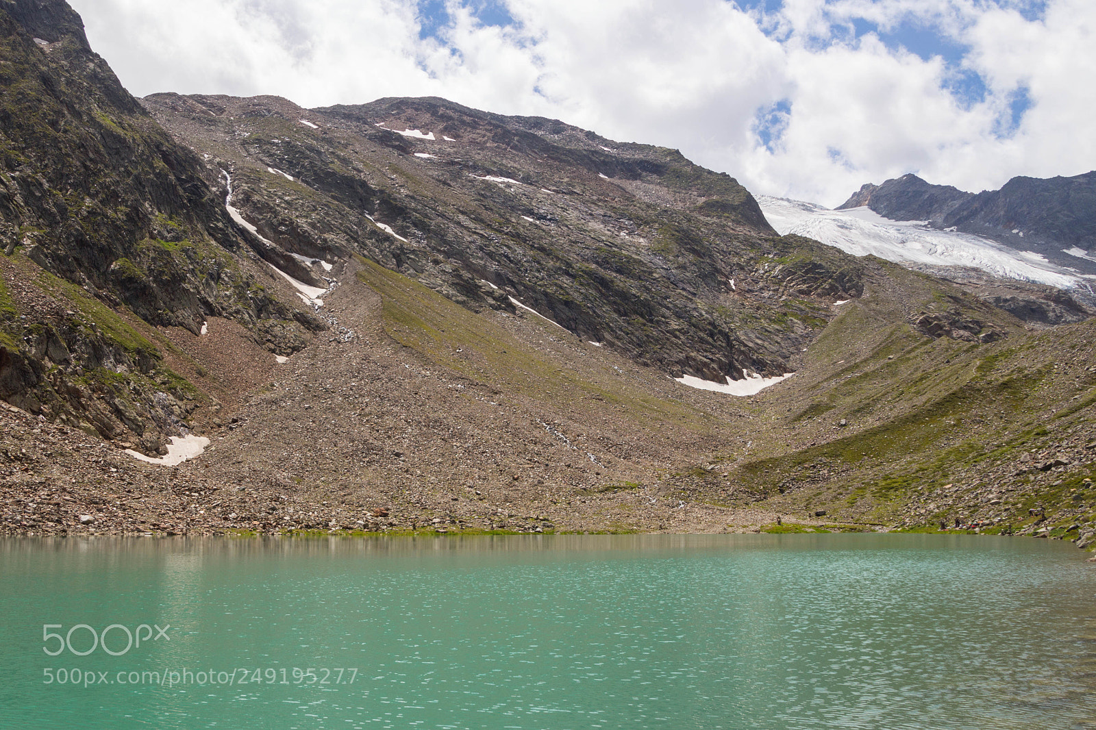 Canon EOS 700D (EOS Rebel T5i / EOS Kiss X7i) sample photo. Blue lake photography