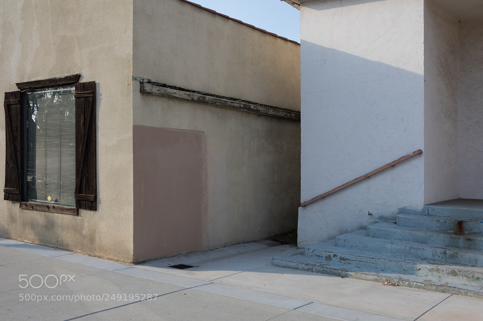 Canon EOS 5D Mark IV sample photo. Commercial buildings bonita ave photography