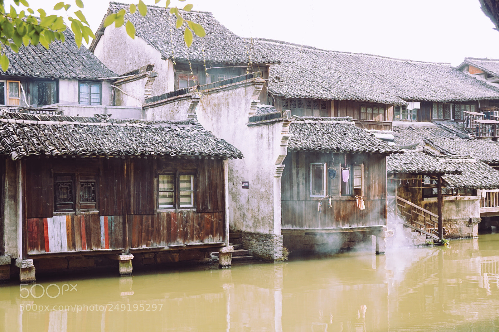 Sony Alpha a5000 (ILCE 5000) sample photo. Morning in old town photography