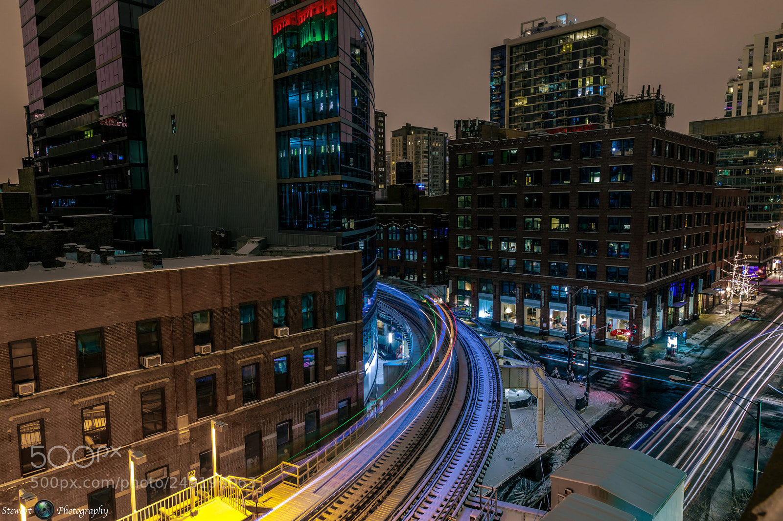 Canon EOS 5D Mark IV sample photo. A chicago christmas photography