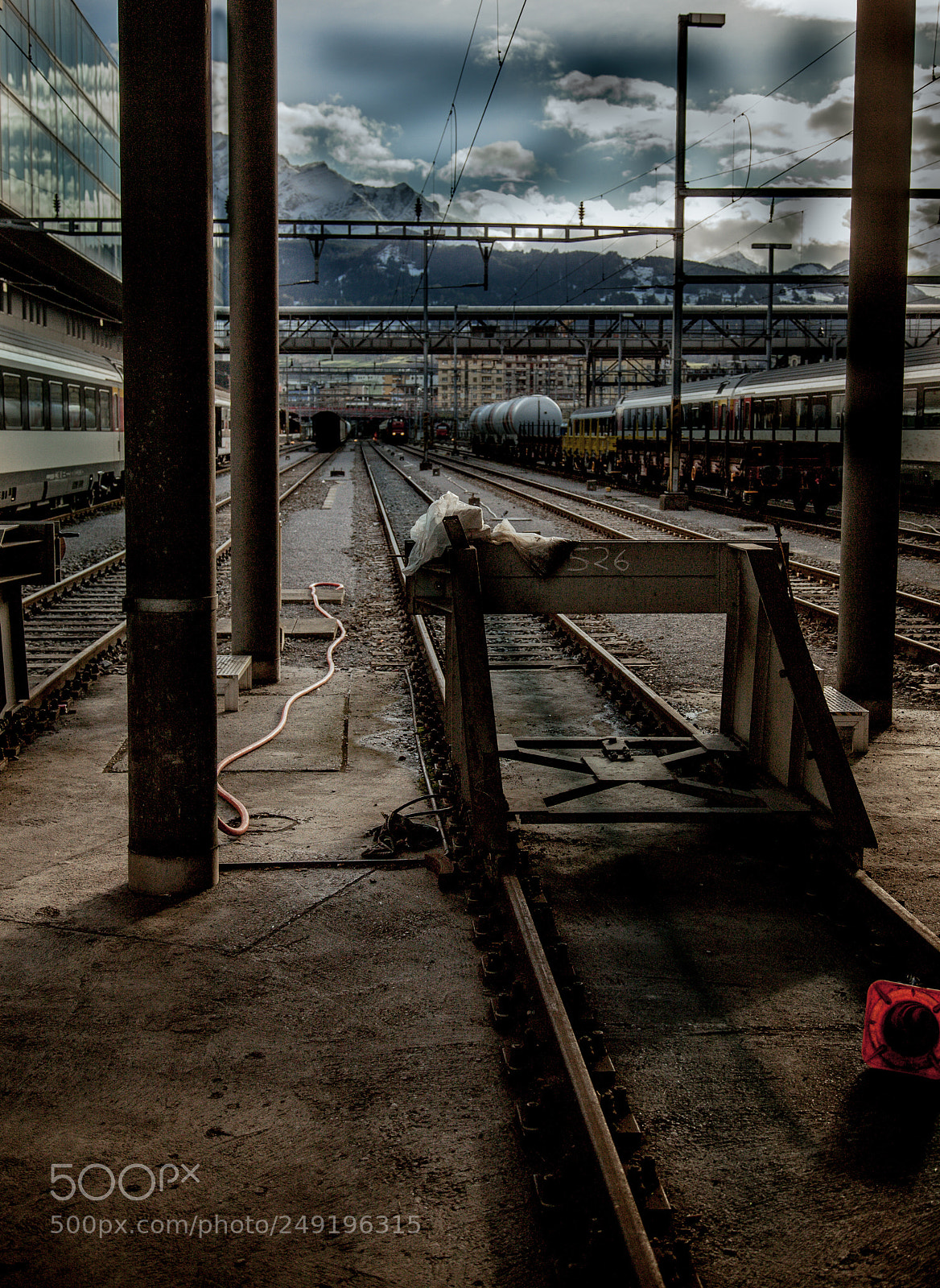 Canon EOS 5D sample photo. Swissrailstationlucerne photography
