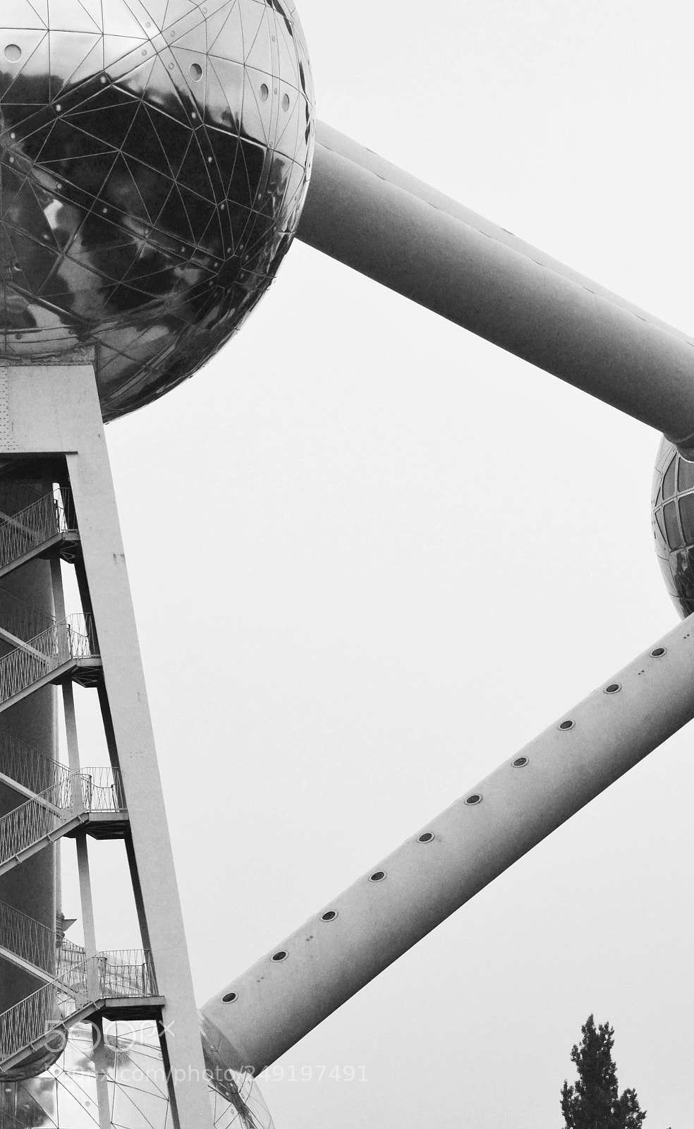 Nikon D3100 sample photo. Atomium photography