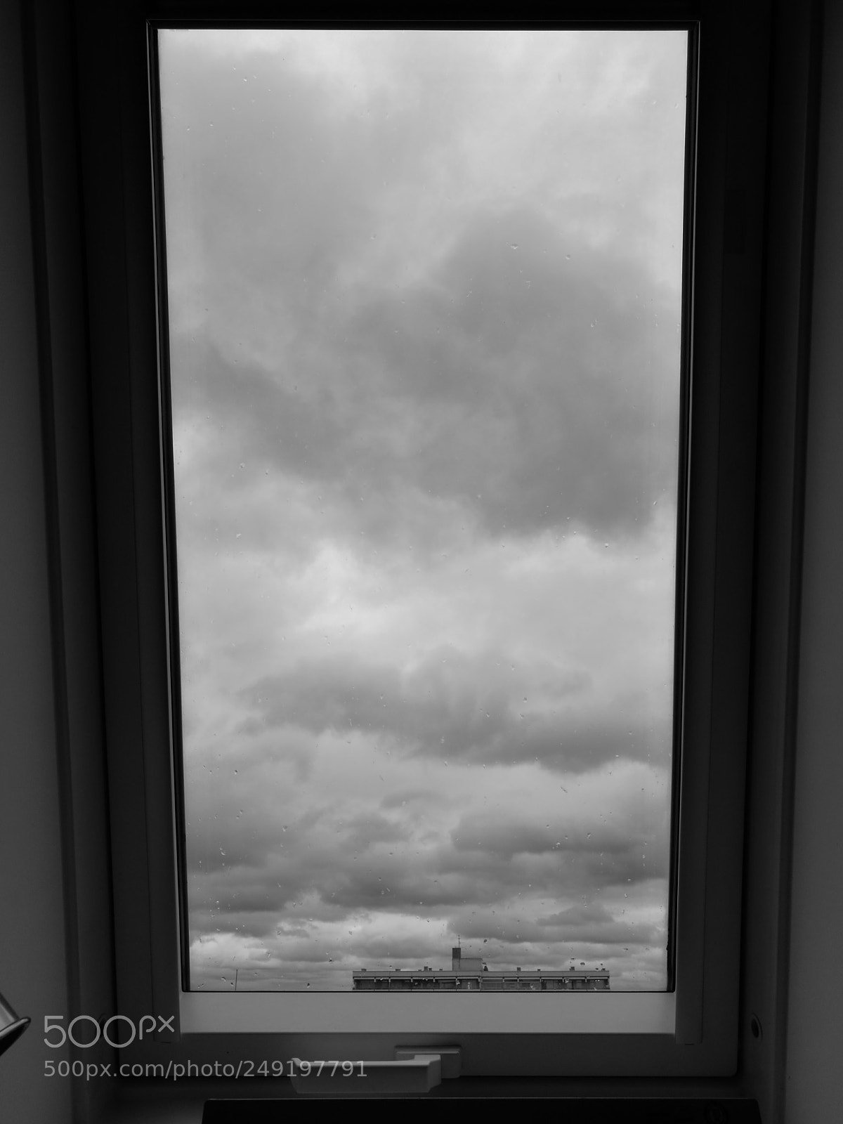 HUAWEI P9 sample photo. A window with a photography