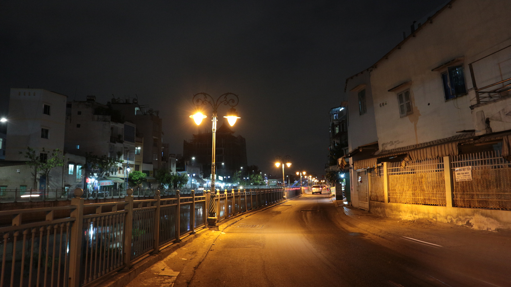 Canon EOS M10 sample photo. Img photography