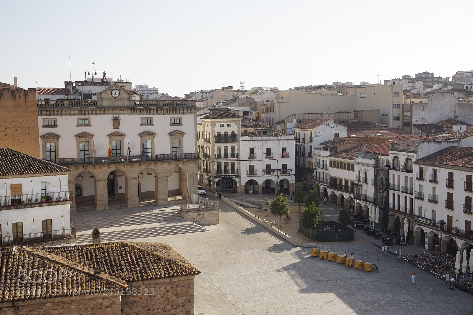 Sony Alpha a5000 (ILCE 5000) sample photo. Plaza mayor photography
