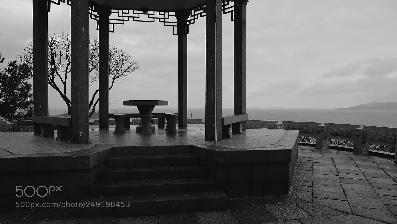 Fujifilm X70 sample photo. Title photography