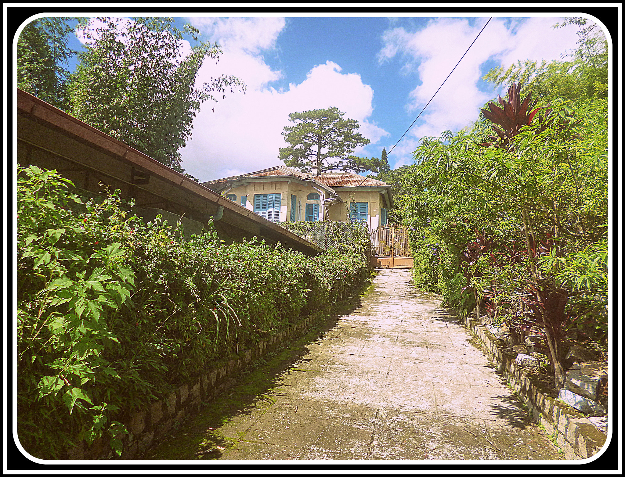 Panasonic DMC-FS40 sample photo. Villas fr dl () photography