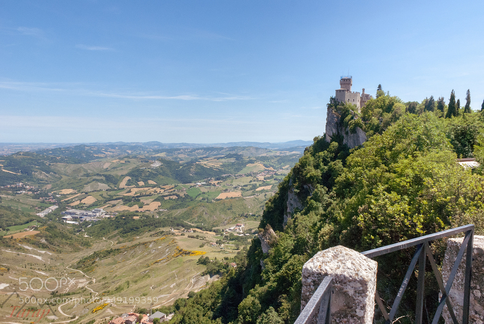 Sony Alpha DSLR-A300 sample photo. San marino photography