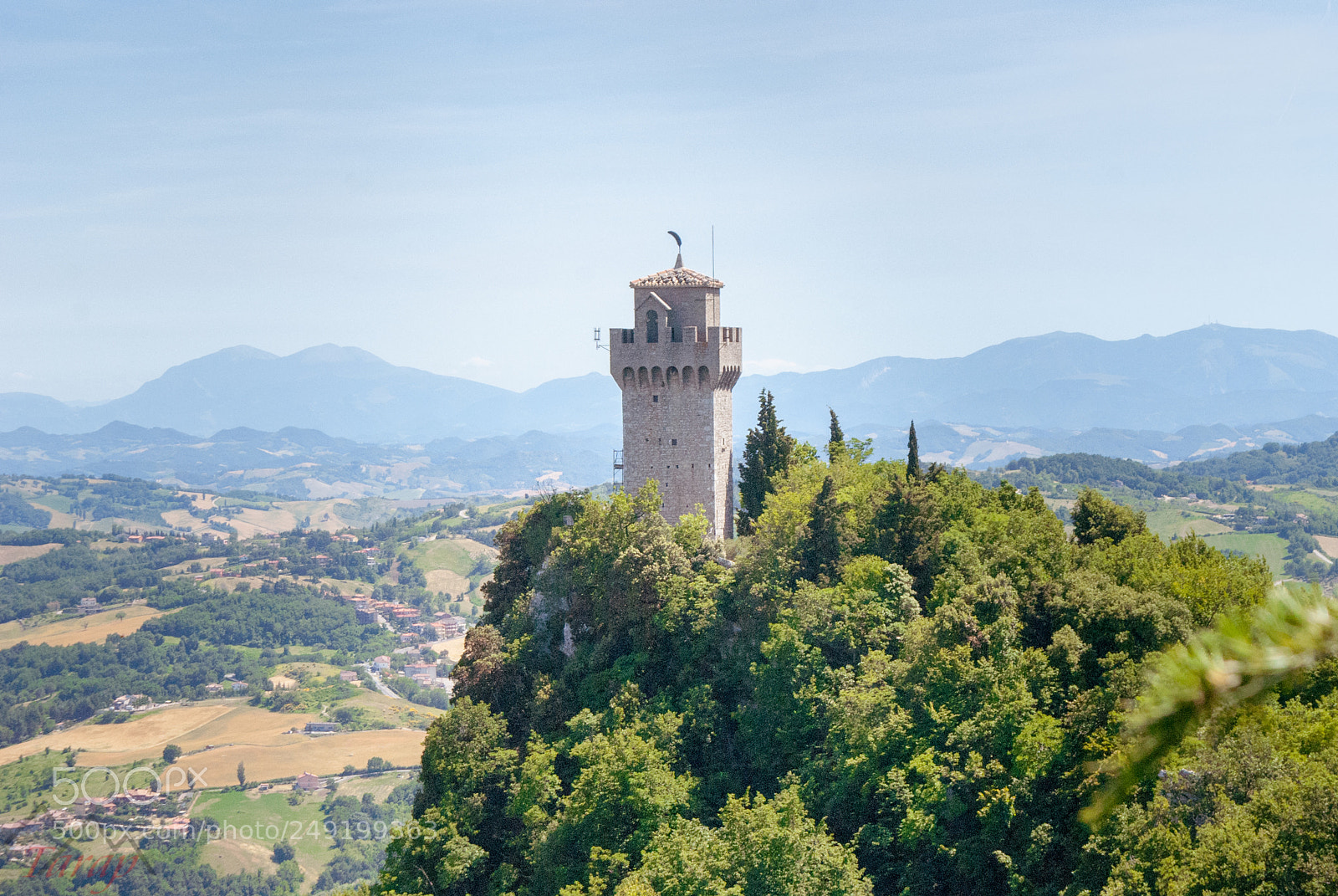 Sony Alpha DSLR-A300 sample photo. San marino photography