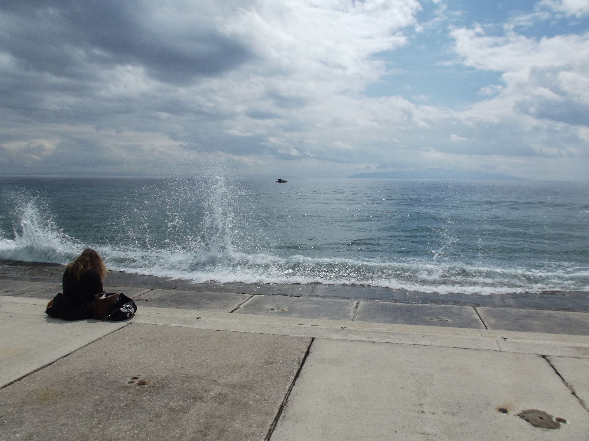 FujiFilm FinePix S2950 (FinePix S2990) sample photo. Sunny day at the seaside photography