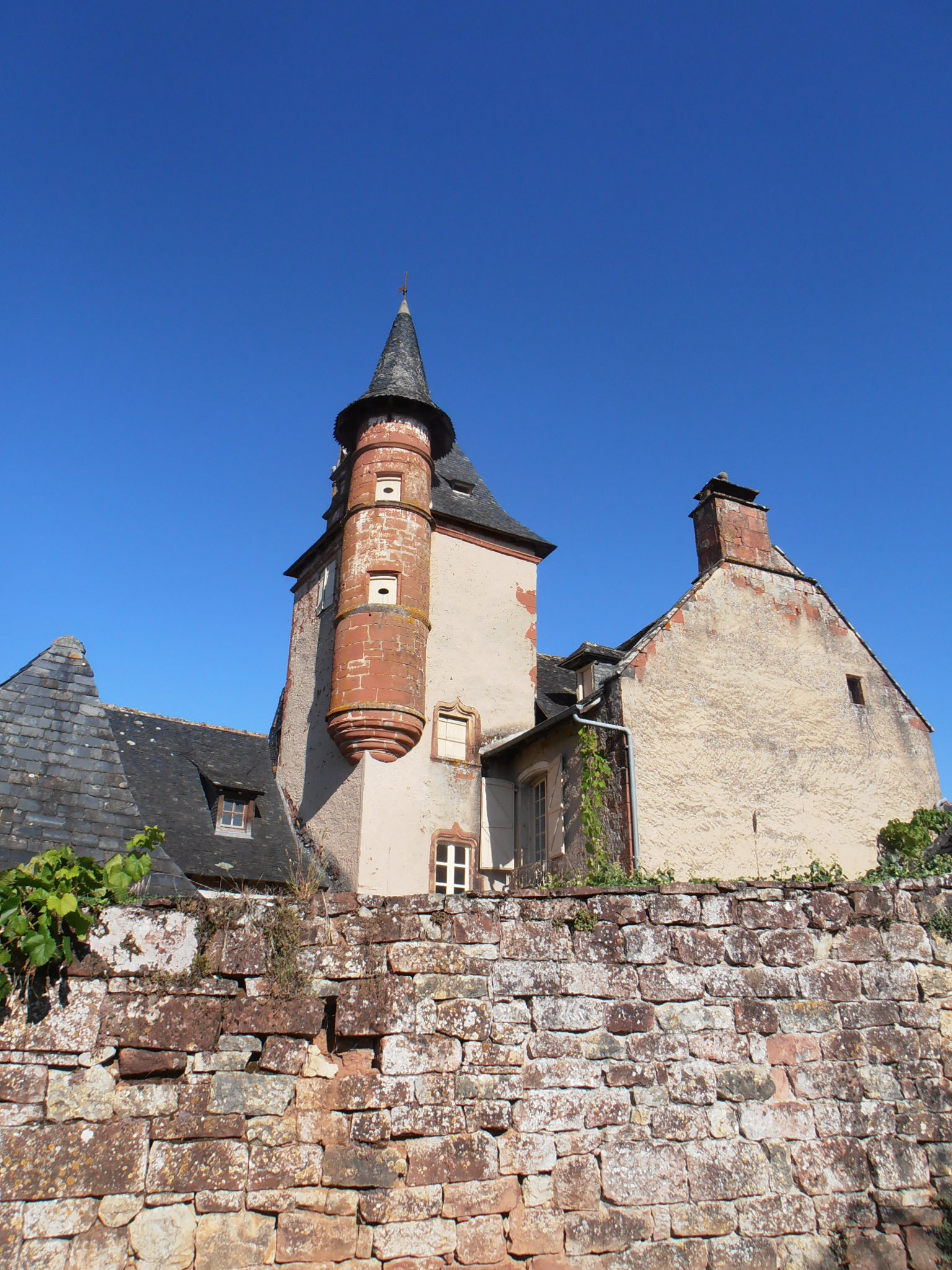 Olympus VR310,D720 sample photo. Collonges la rouge photography
