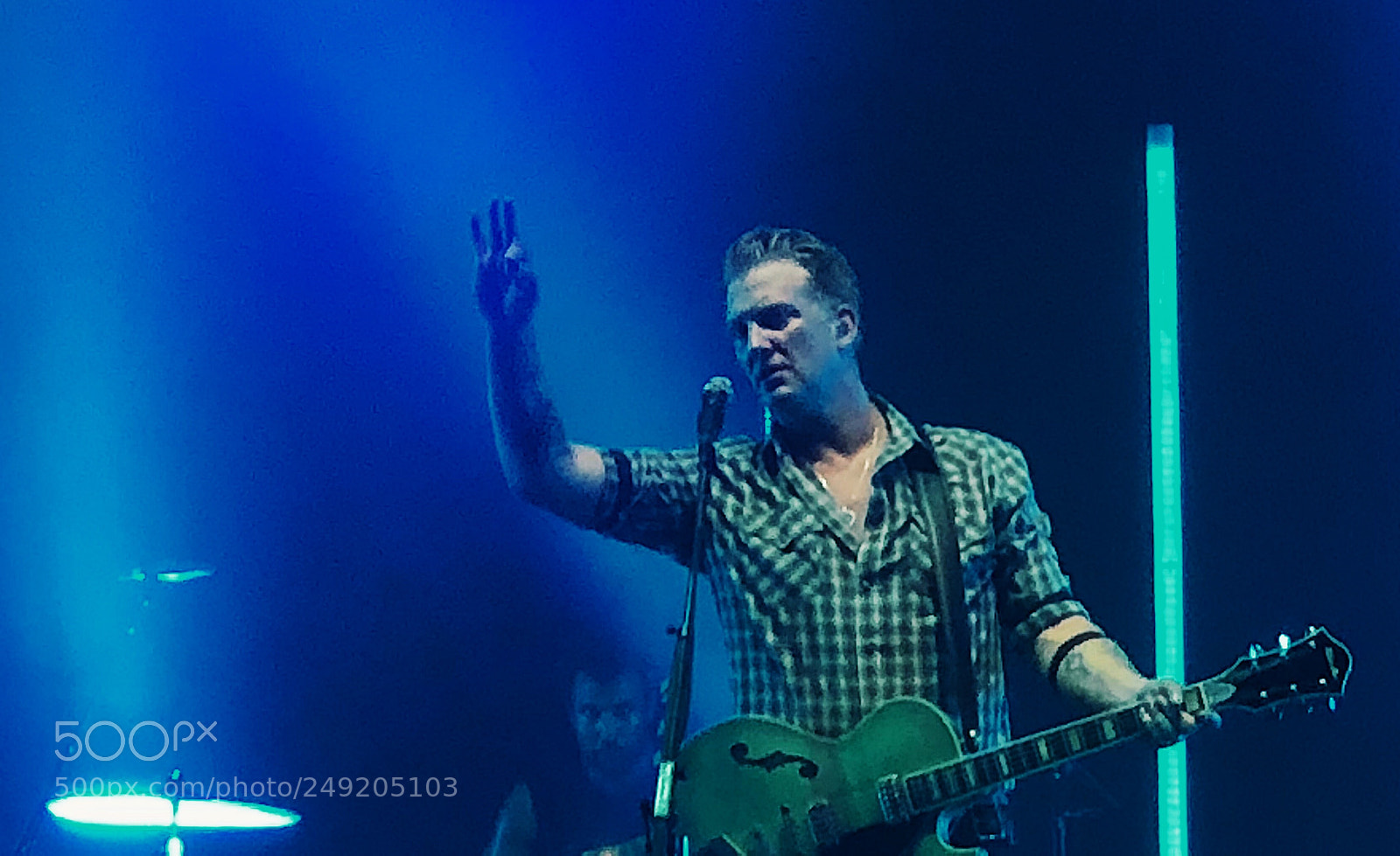Apple iPhone X sample photo. Josh homme - queens photography