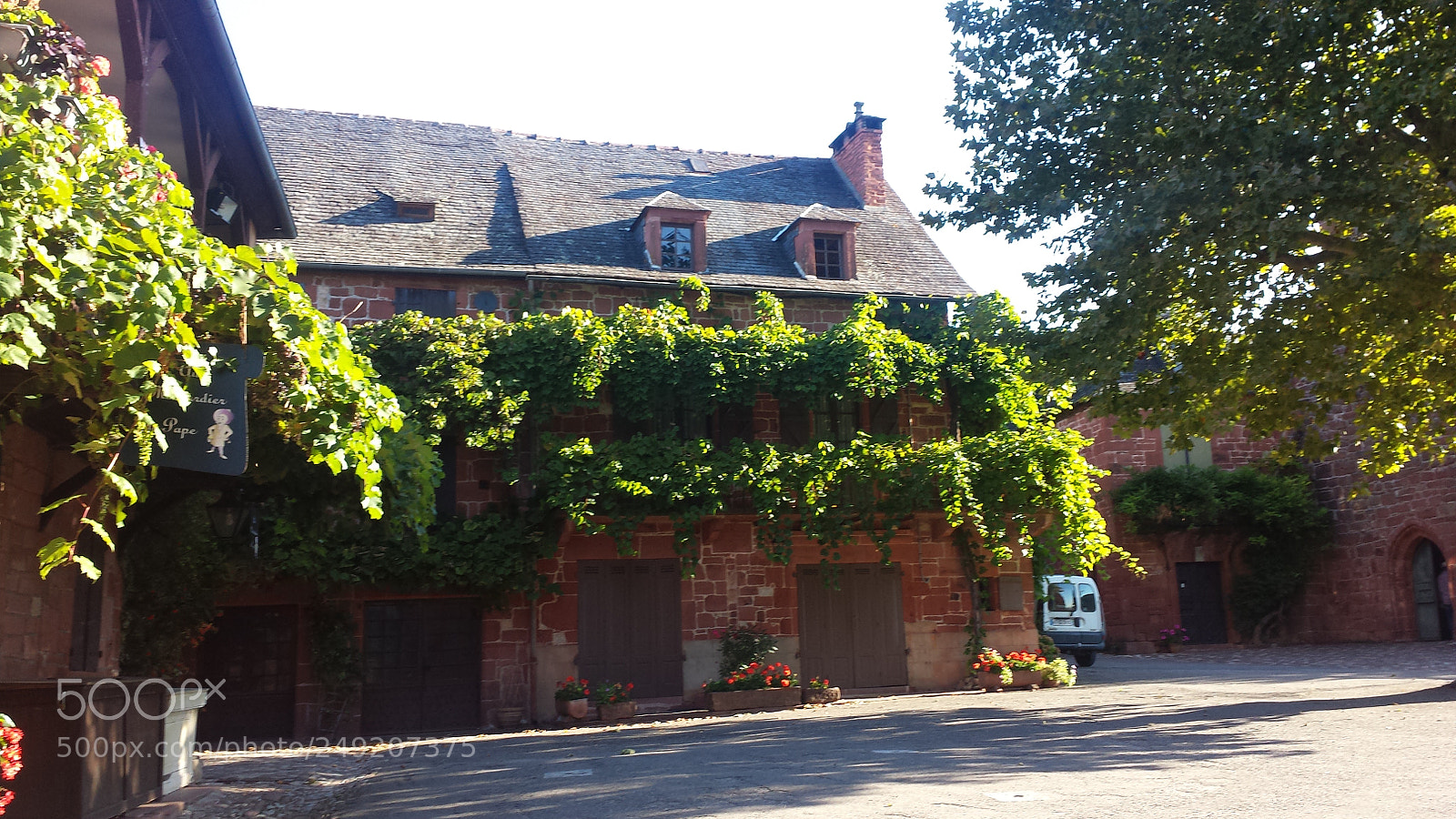 Samsung Galaxy S4 sample photo. Collonges la rouge photography