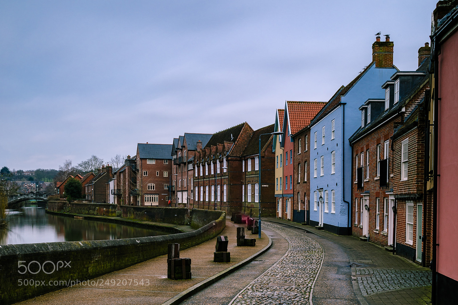 Canon EOS 5D Mark IV sample photo. Quay side photography