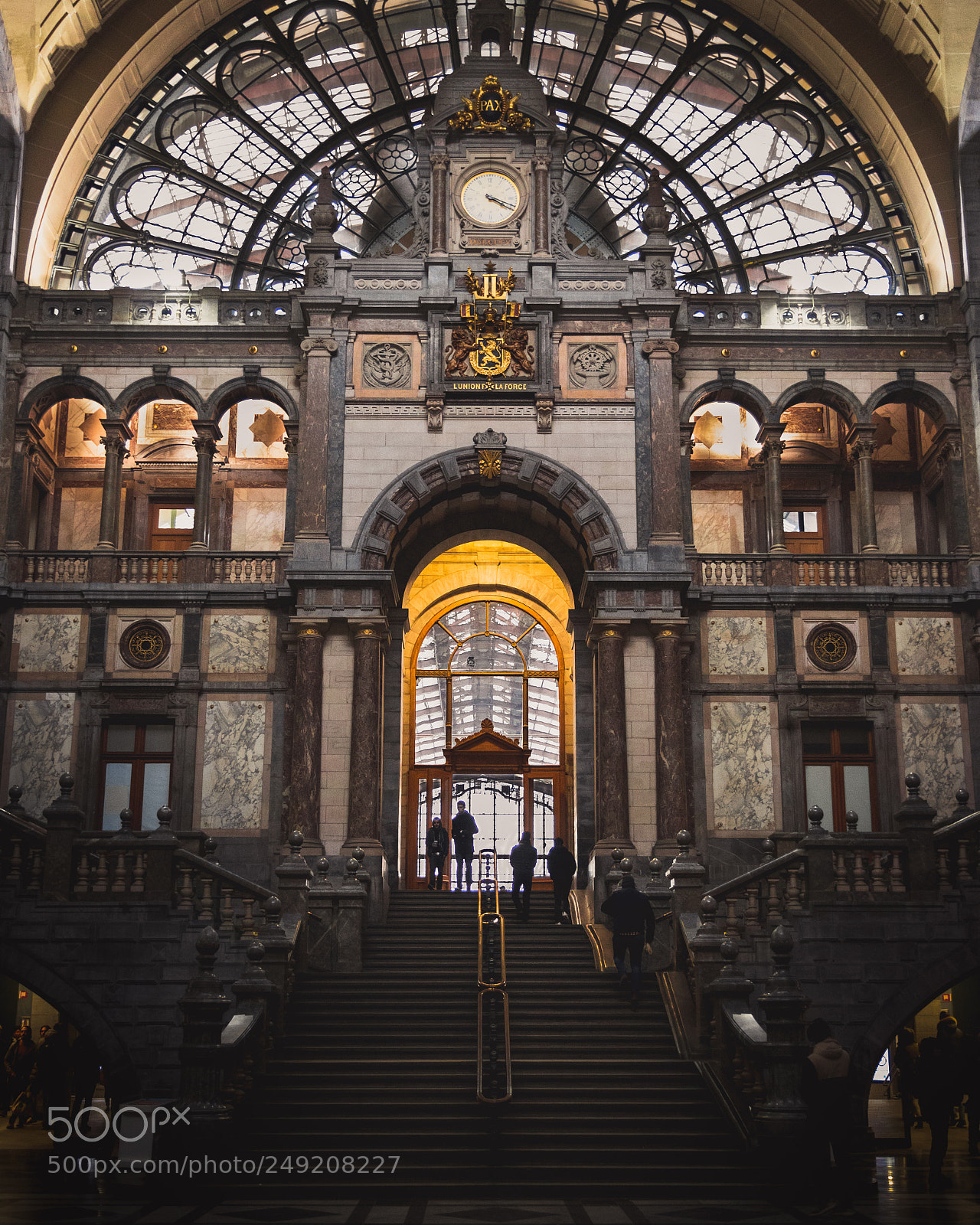 Canon EOS 80D sample photo. Antwerp central station photography