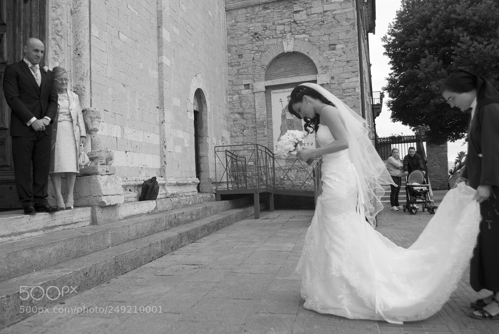 Nikon D200 sample photo. Blackandwhite bride go to photography