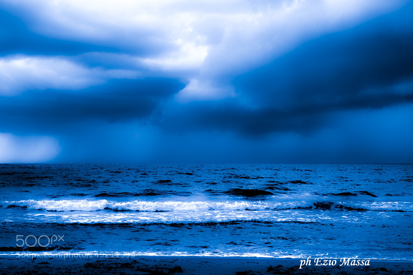 Nikon D5000 sample photo. C.mare photography