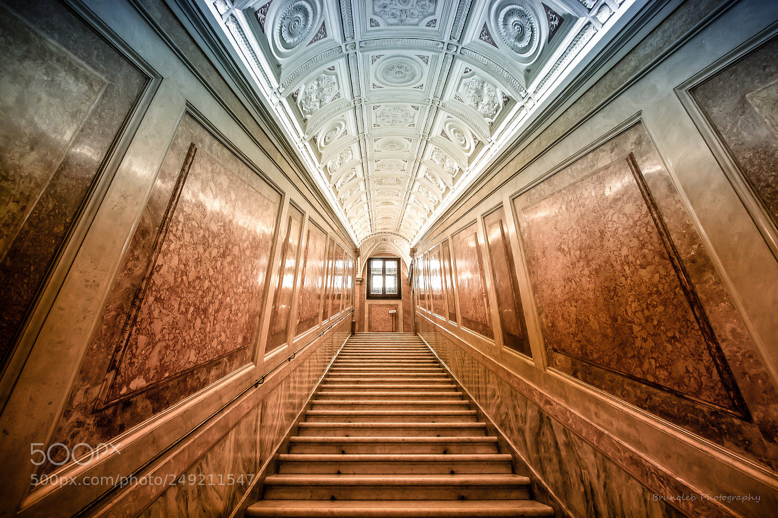 Canon EOS 500D (EOS Rebel T1i / EOS Kiss X3) sample photo. Villa farnesina, rome photography