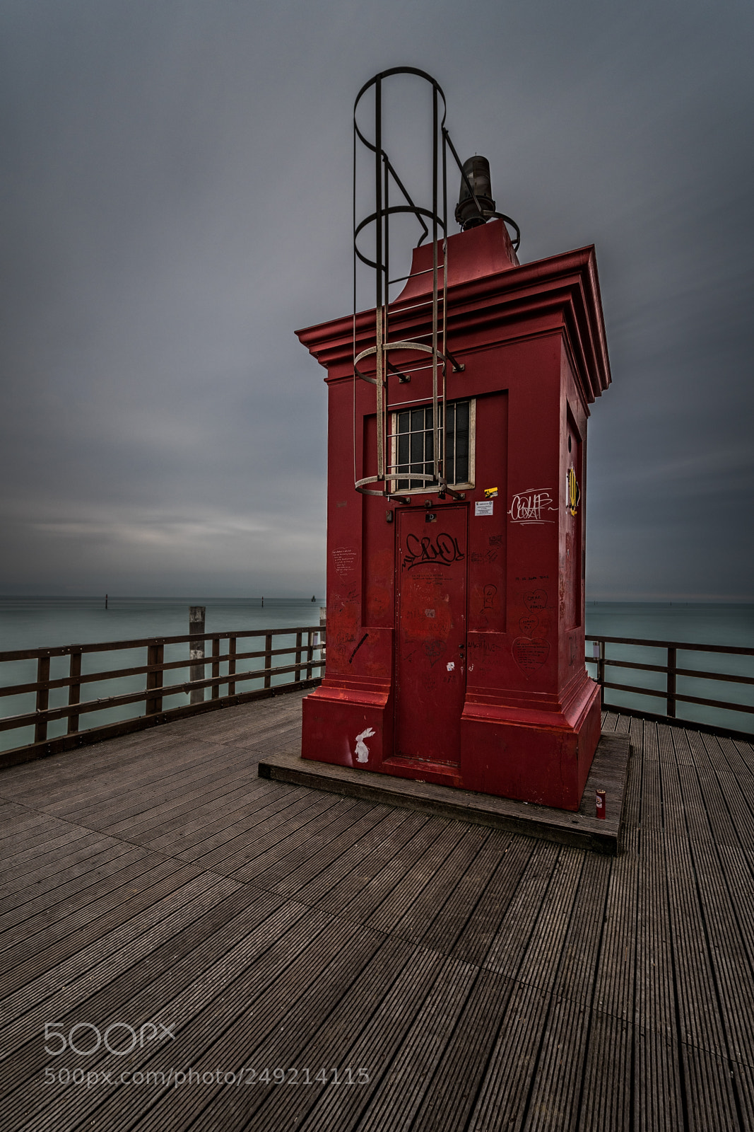 Nikon D500 sample photo. Red lighthouse photography