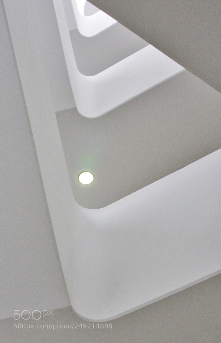 Pentax K-70 sample photo. Licht im dreieck photography