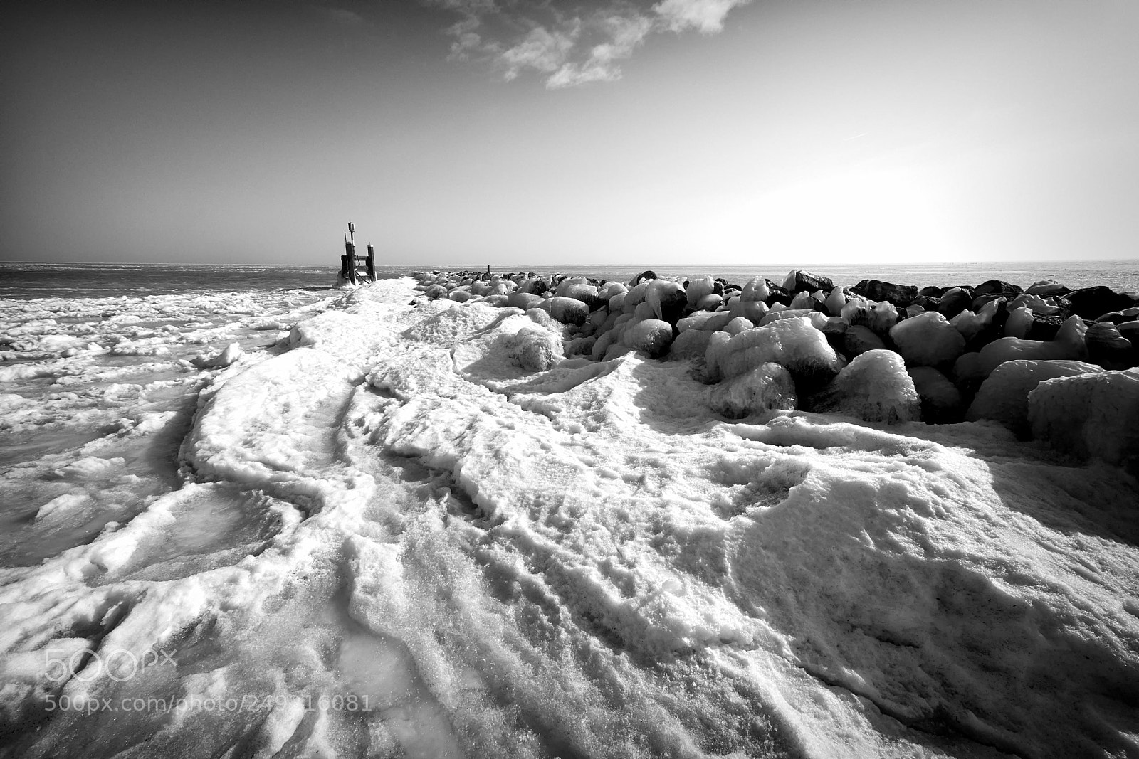 Fujifilm X-T2 sample photo. Rocks and snow. photography