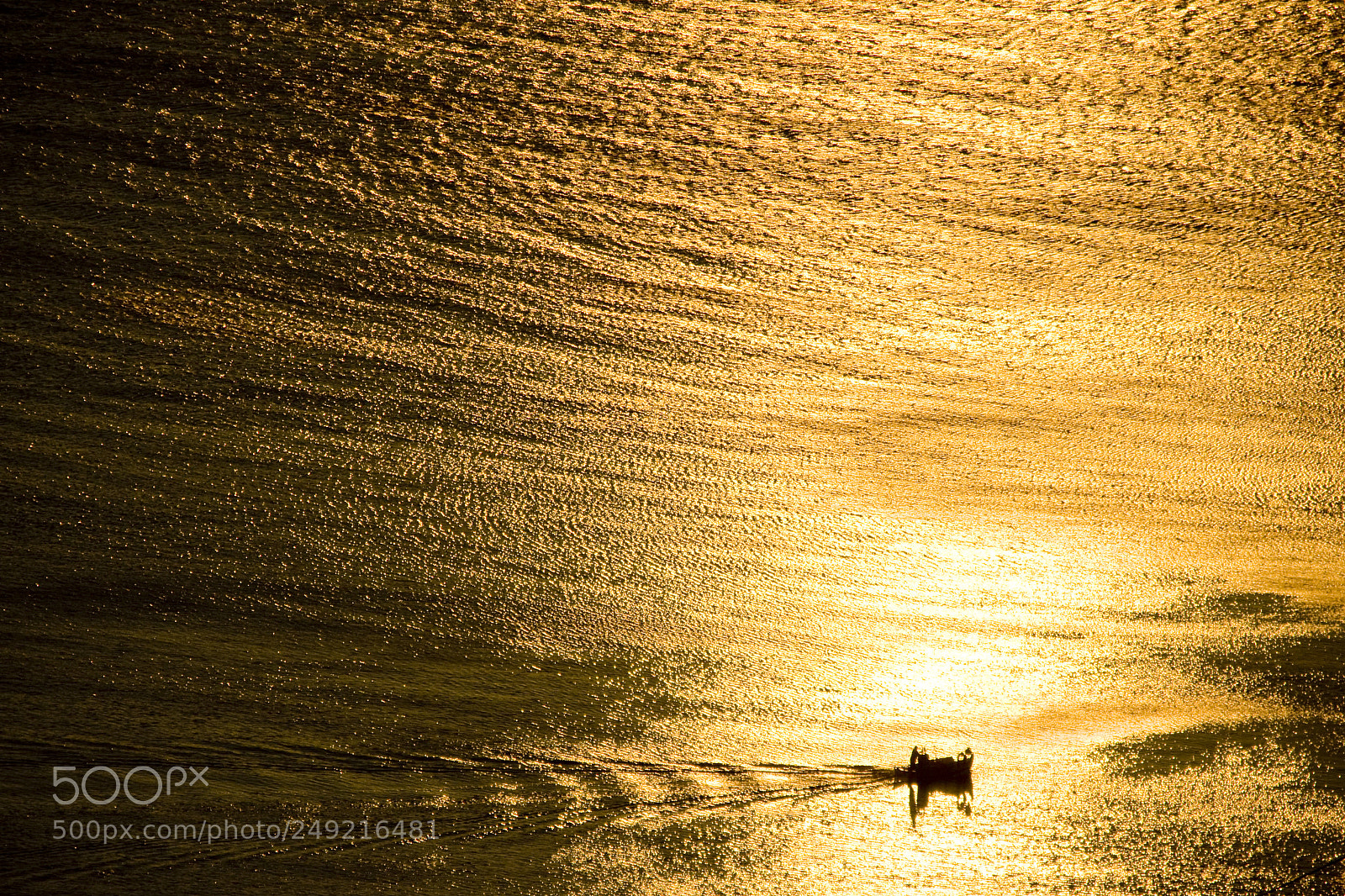 Canon EOS 40D sample photo. Sunset boat golden sea photography