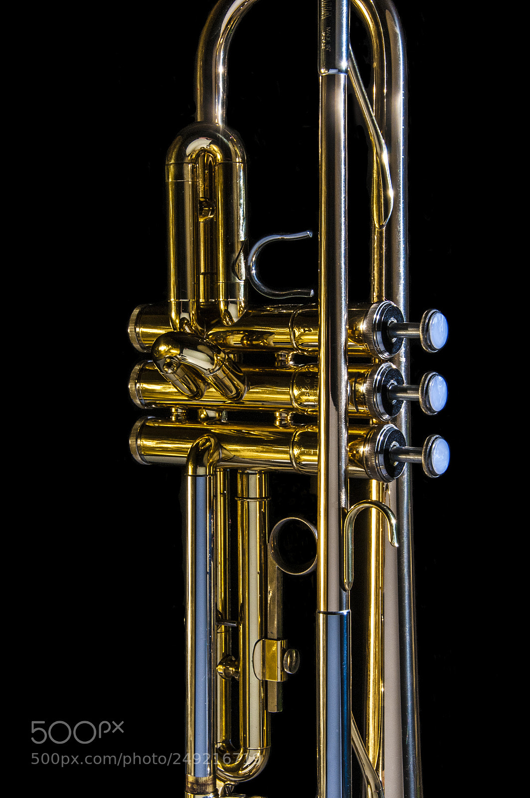 Nikon D300 sample photo. Brass trumpet photography