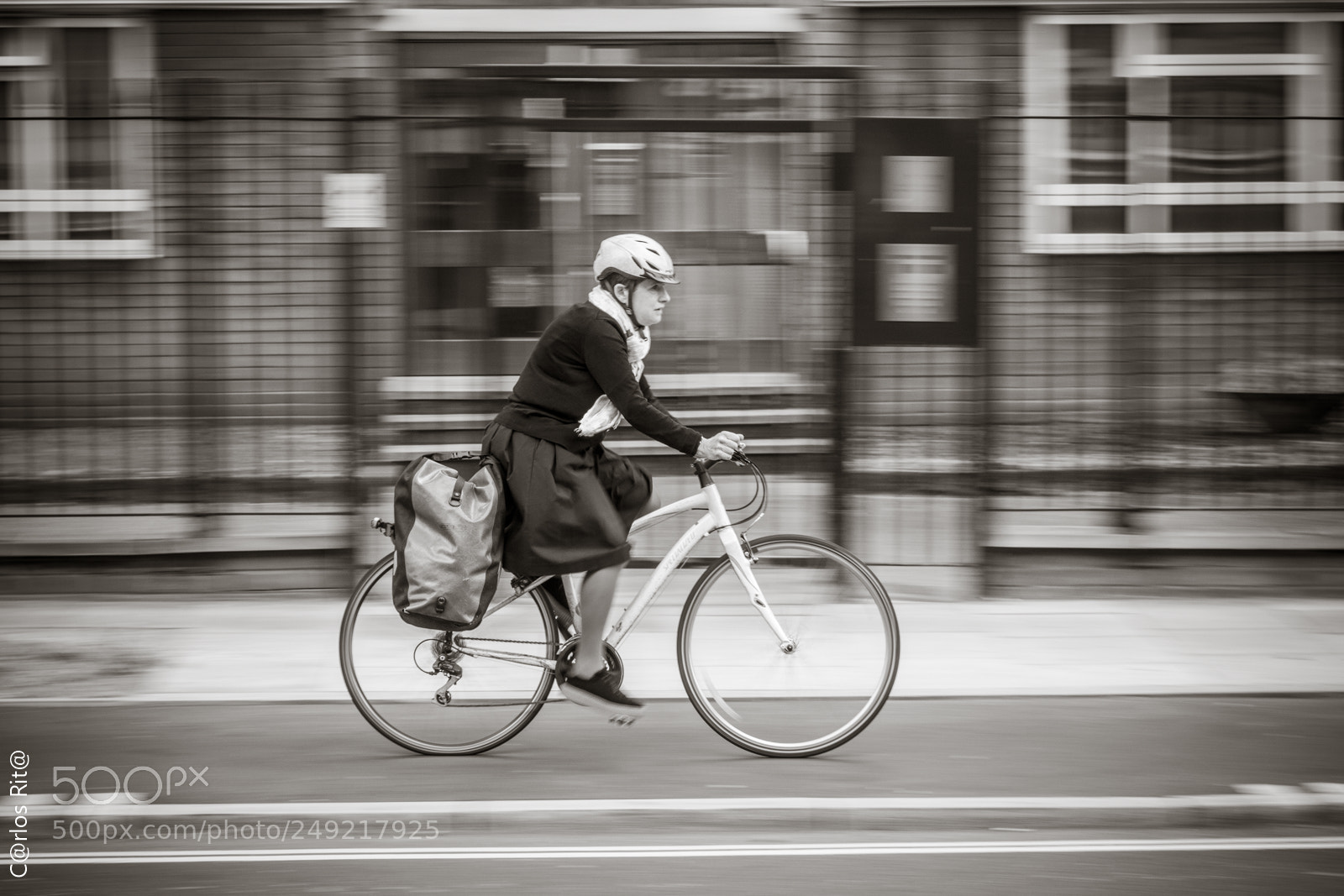Canon EOS 700D (EOS Rebel T5i / EOS Kiss X7i) sample photo. Cyclist photography