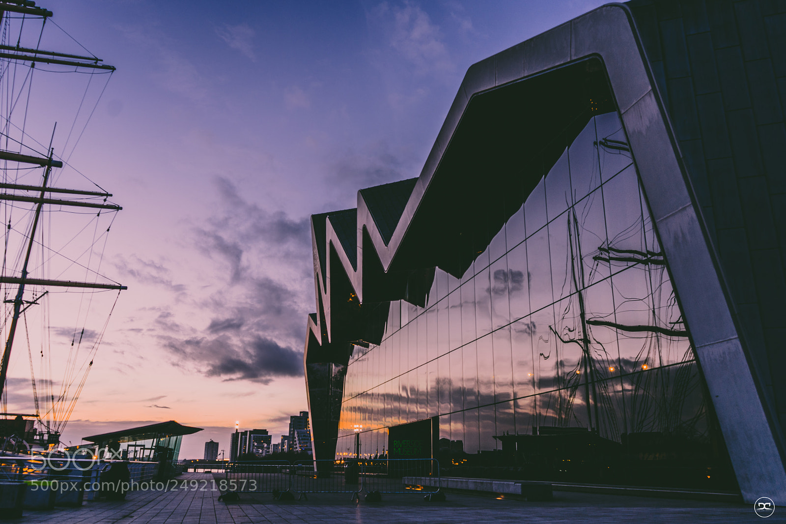 Sony a7 II sample photo. Riverside museum sunset photography