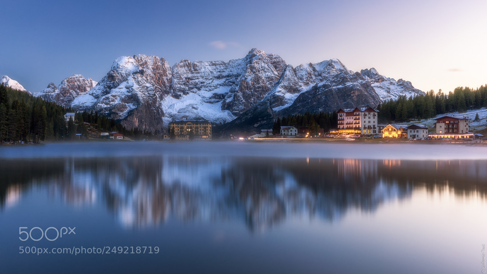 Canon EOS 5D Mark IV sample photo. Blue hour at misurina photography