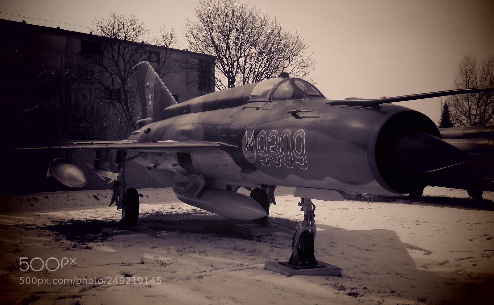 Canon PowerShot SX60 HS sample photo. Old mig photography
