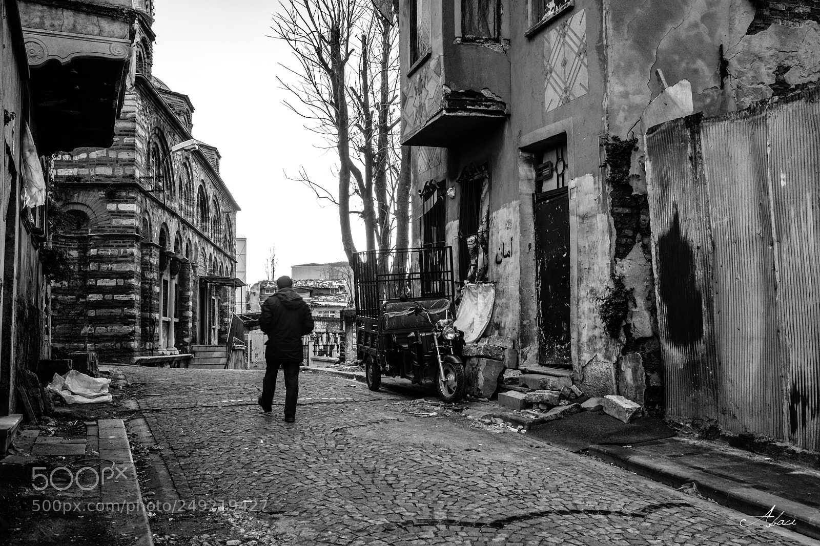 Fujifilm X-T2 sample photo. Eine alte strasse in photography