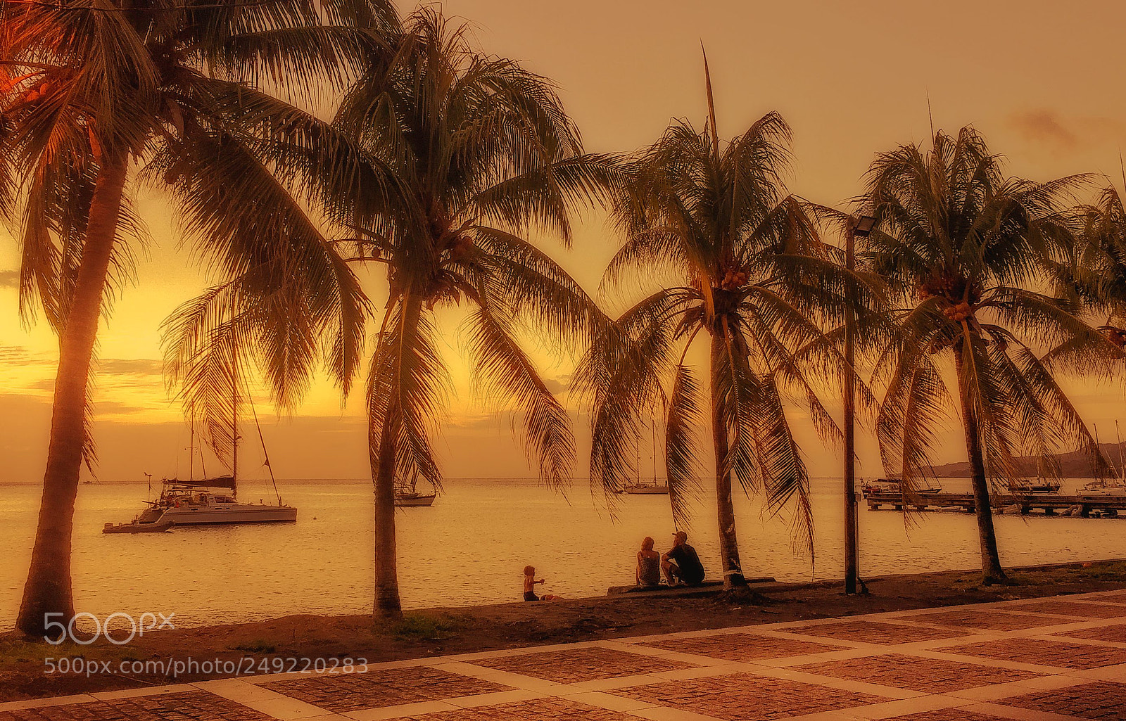 Apple iPhone 6 Plus sample photo. Sunset in the caribbean photography