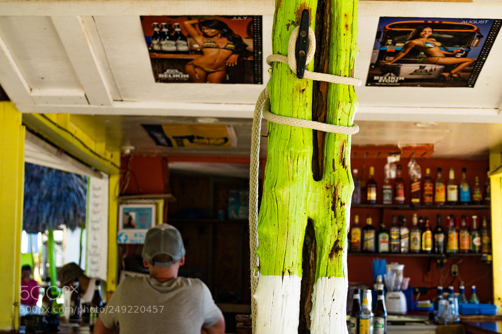 Canon EOS M3 sample photo. Bar photography