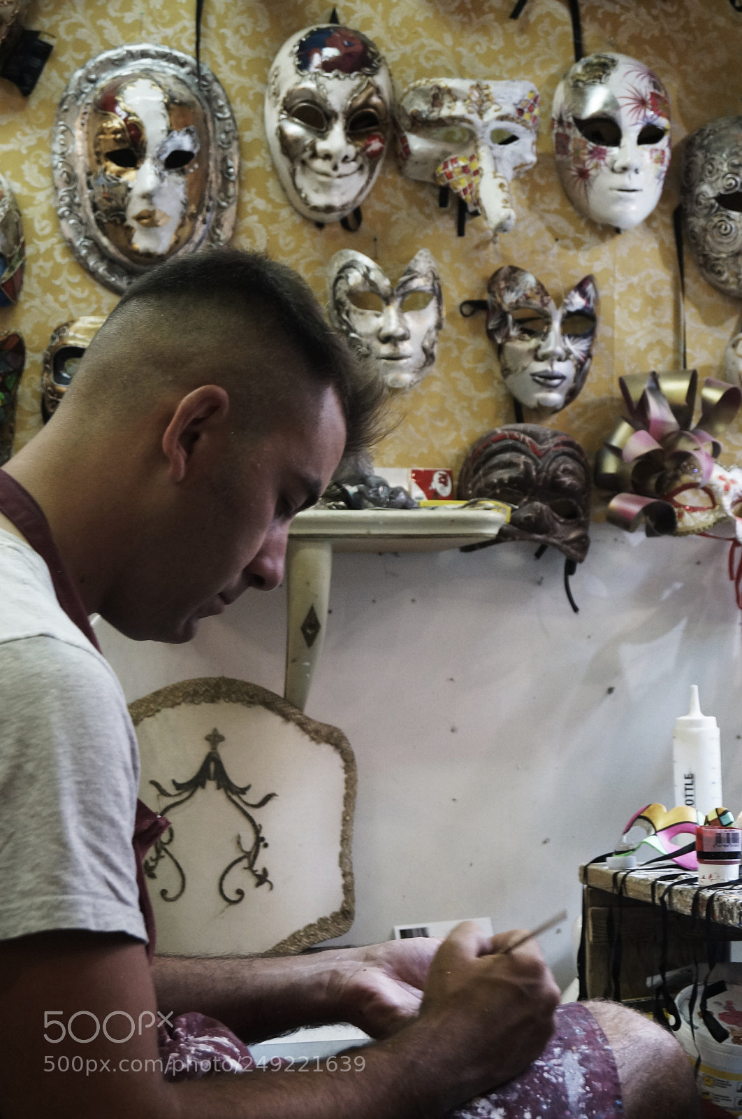 Sony SLT-A37 sample photo. Masks and the painter photography