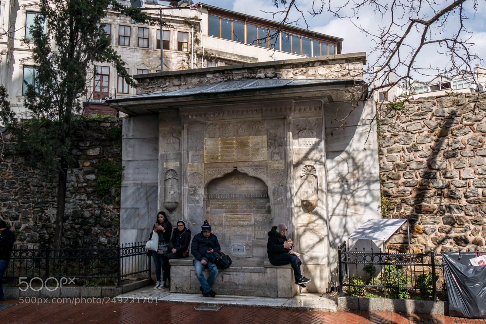 Panasonic Lumix DMC-G85 (Lumix DMC-G80) sample photo. Galata district views, buildings photography