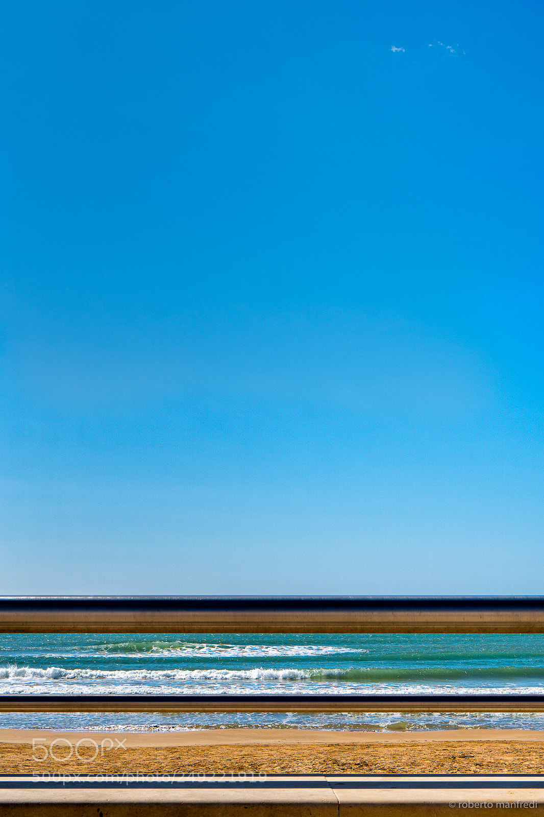 Sony a6500 sample photo. Blurred sea photography