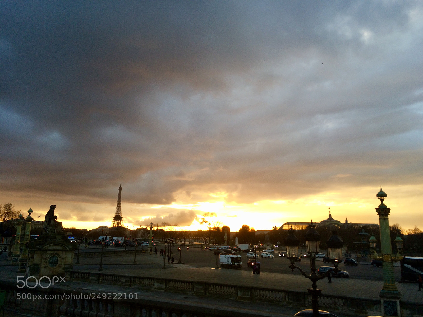 Apple iPhone 5s sample photo. Paris photography