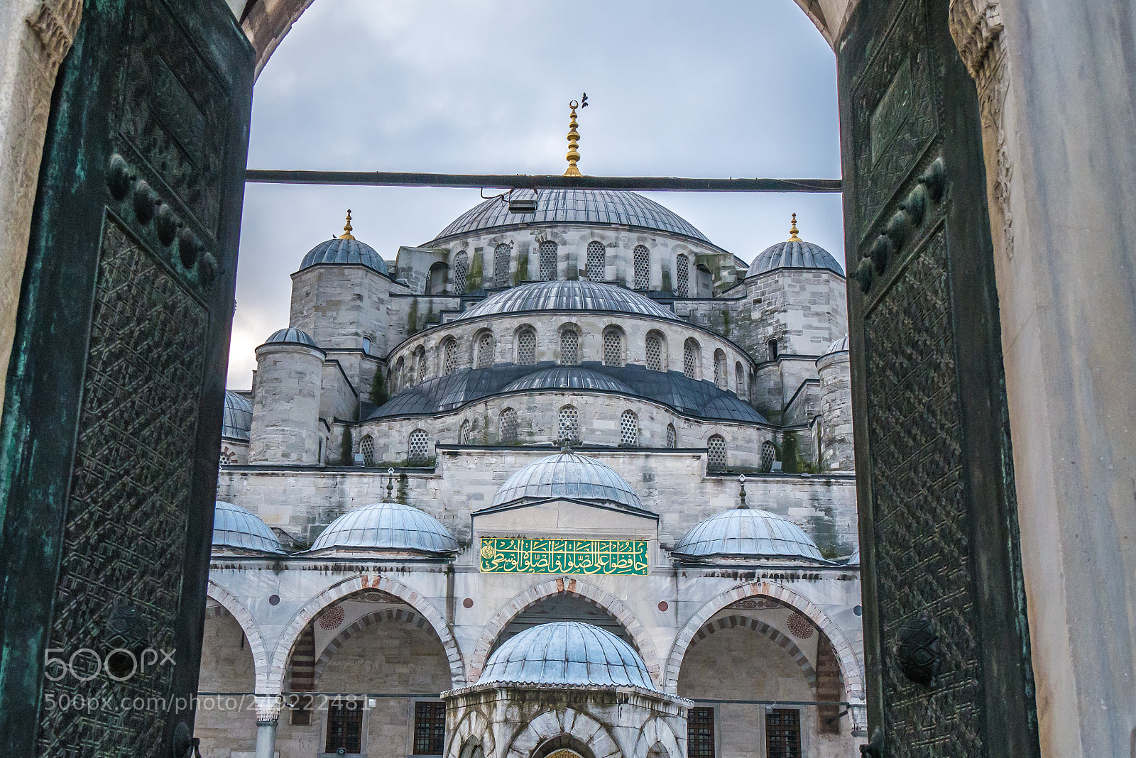 Panasonic Lumix DMC-G85 (Lumix DMC-G80) sample photo. The blue mosque photography