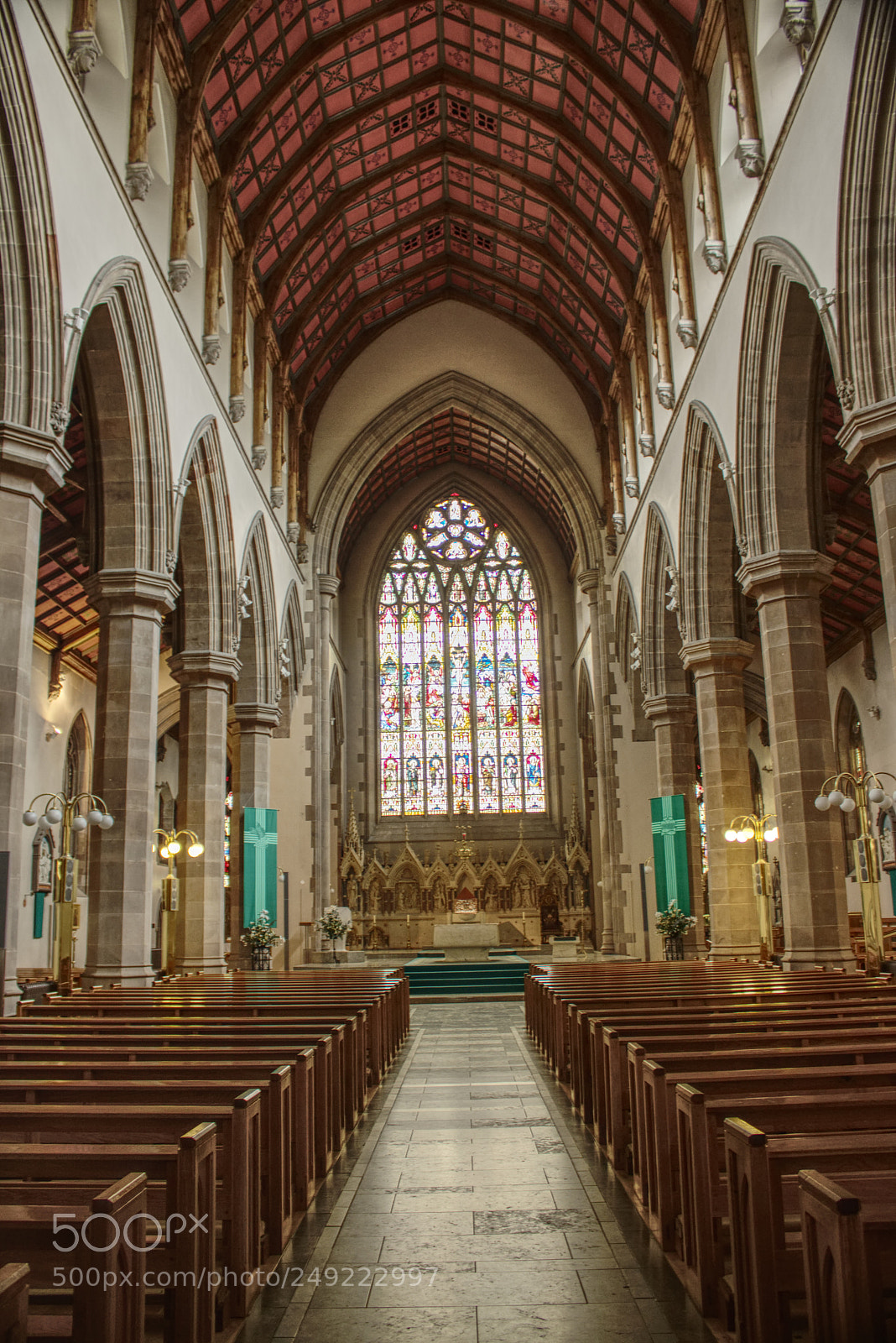 Canon EOS 750D (EOS Rebel T6i / EOS Kiss X8i) sample photo. Cathedral photography